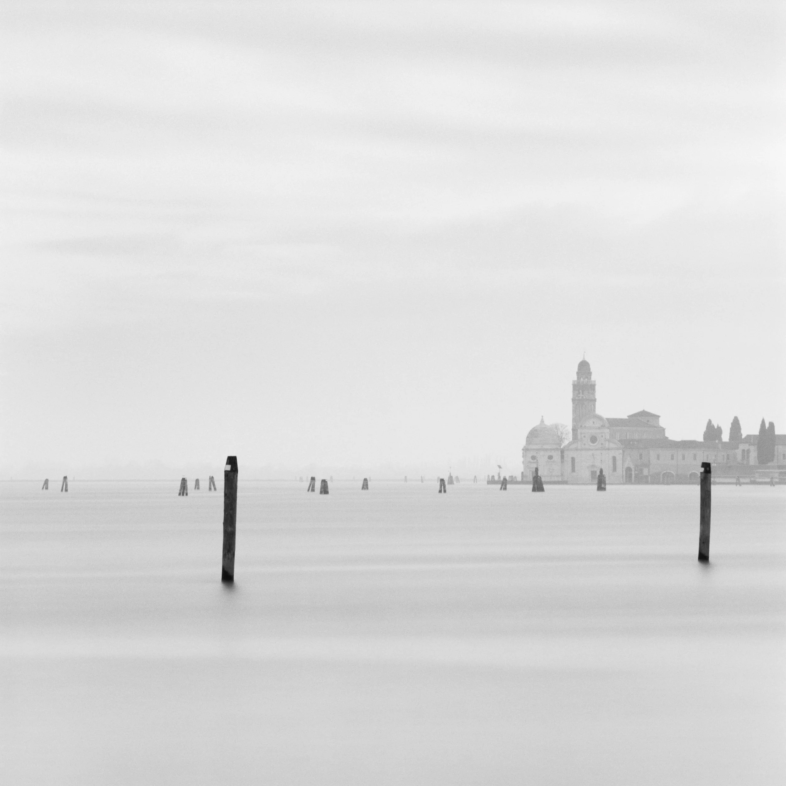 V25-07-sepia.jpg