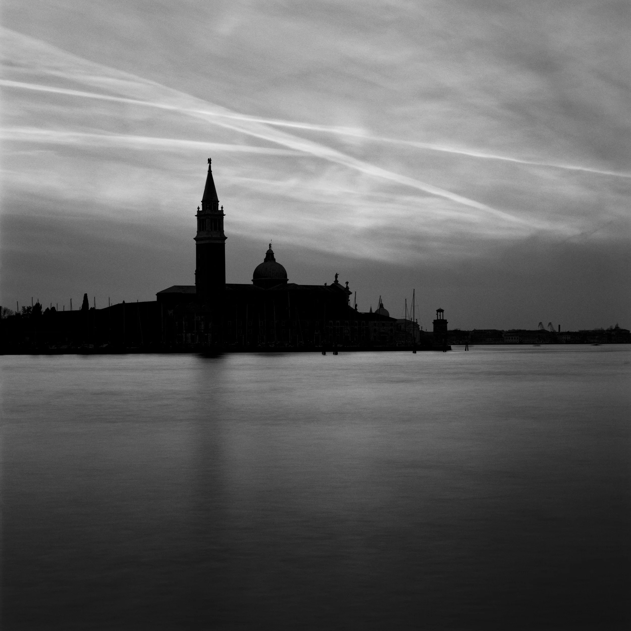 V32-09-sepia.jpg