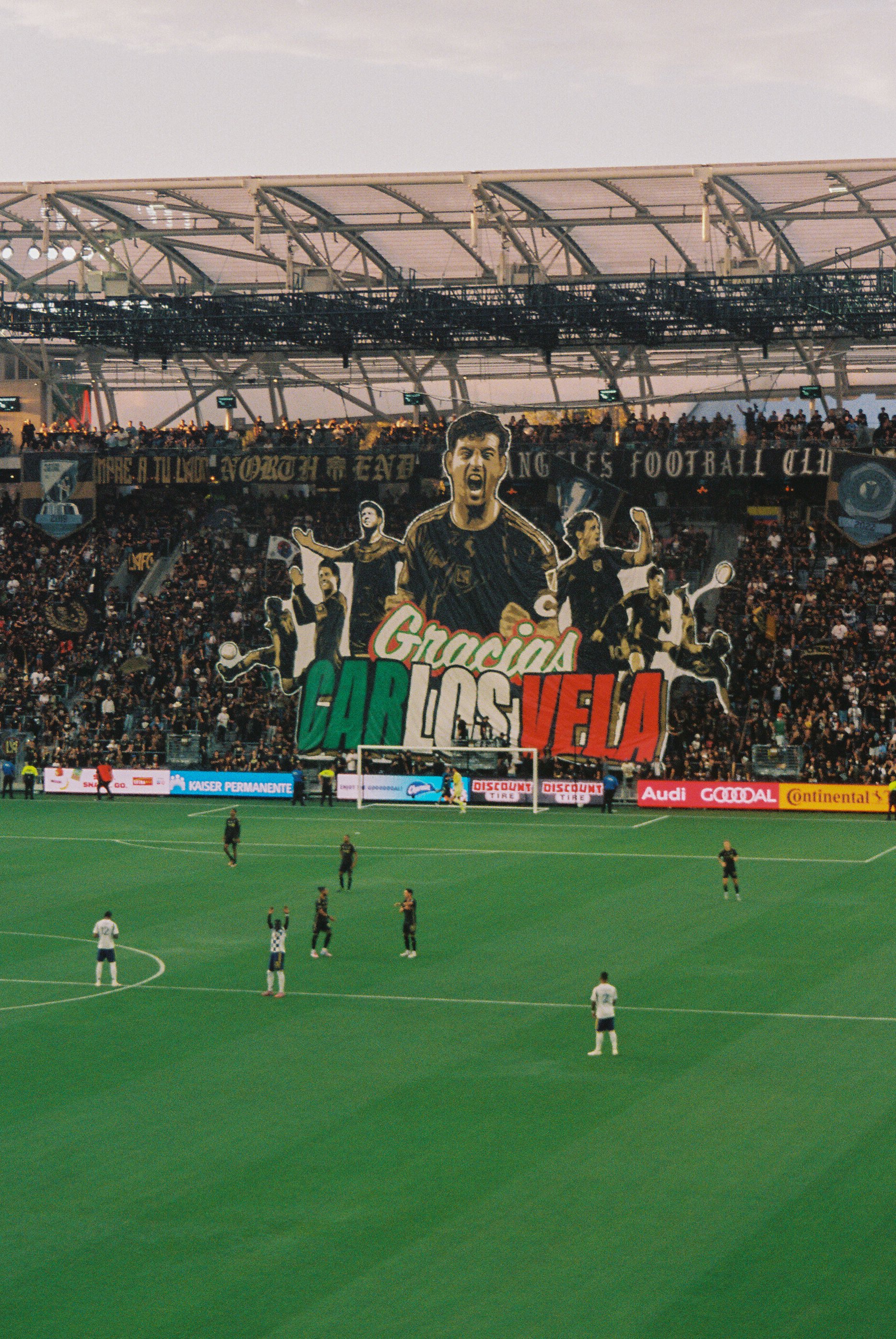 42784014455-R1-019-8.JPG