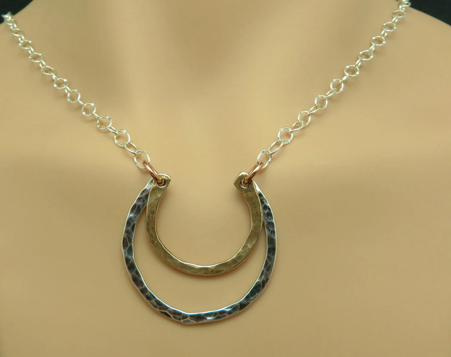 Lucky-Horseshoe-Necklace-Custom-Jewelry-5.jpg