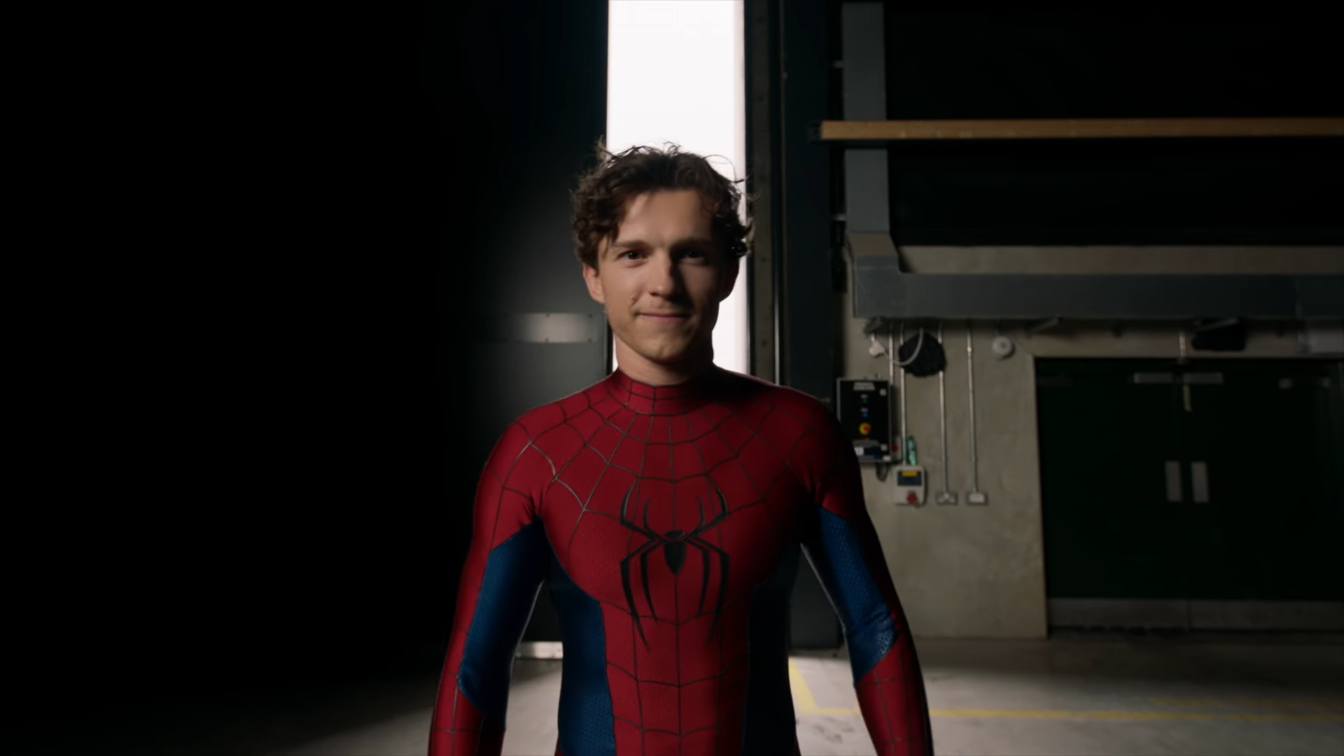 More spider-man: photos and video sets of new mint days show complete and mask