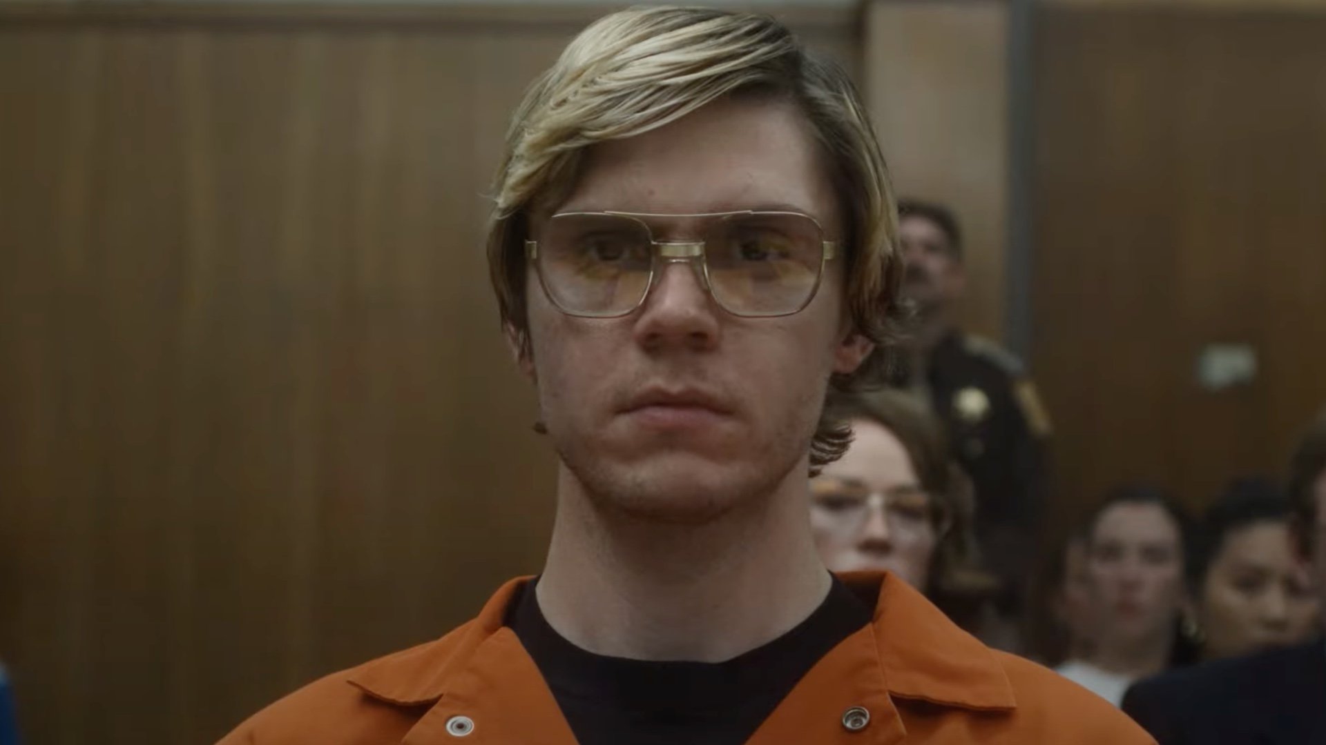 Dark and eerie trailer for Ryan Murphy’s MONSTER: THE JEFFREY DAHMER STORY starring Evan Peters Dark and eerie trailer for Ryan Murphy’s MONSTER: THE JEFFREY DAHMER STORY starring Evan Peters