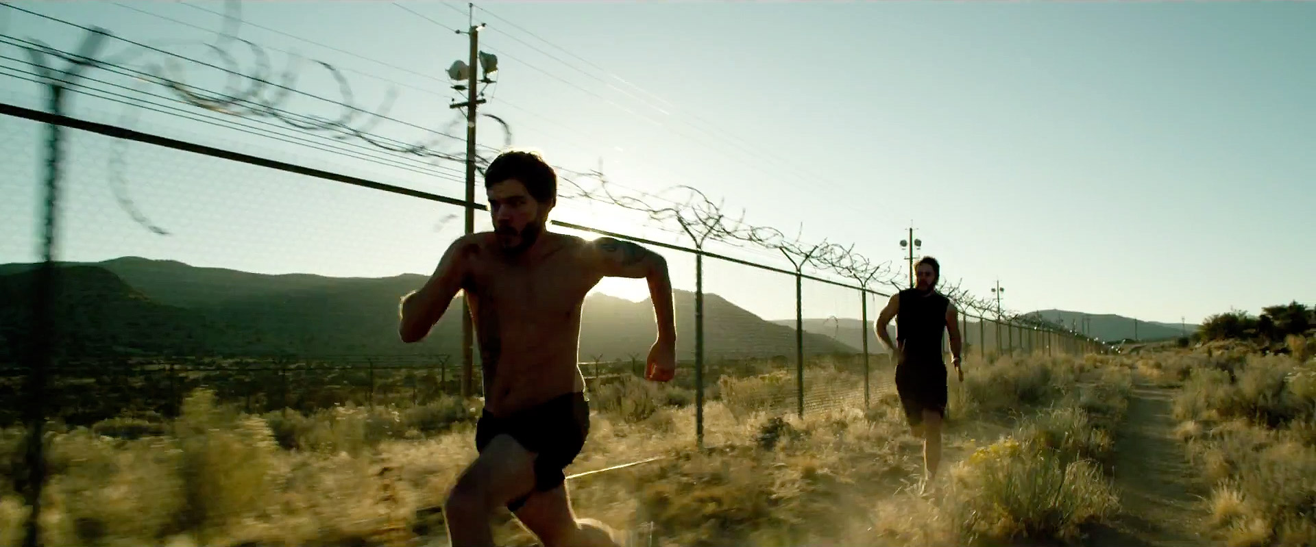 trailer-for-peter-bergs-navy-seal-film-lone-survivor-12.jpg