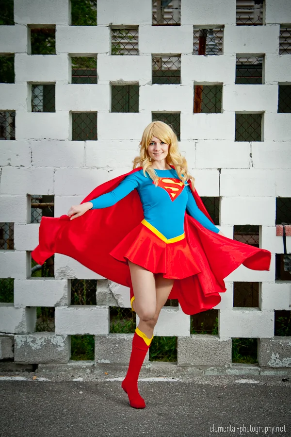 Dangerousladies is Supergirl