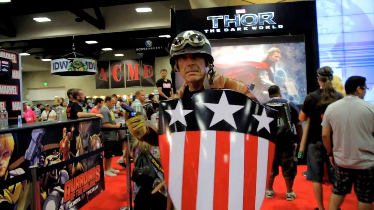 san-diego-comic-con-cosplay-video-i-want-to-be-a-superhero-18.jpg