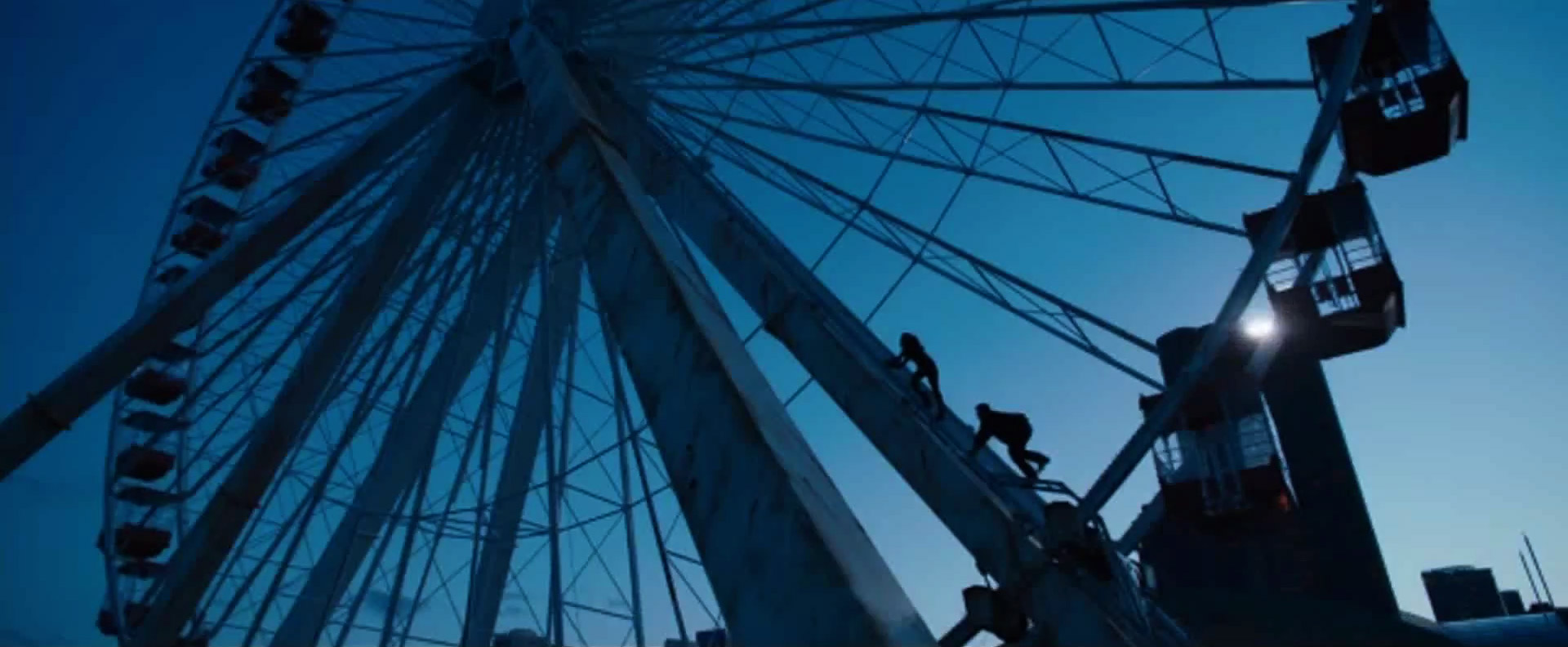 full-trailer-for-the-sci-fi-action-film-divergent-15.jpg