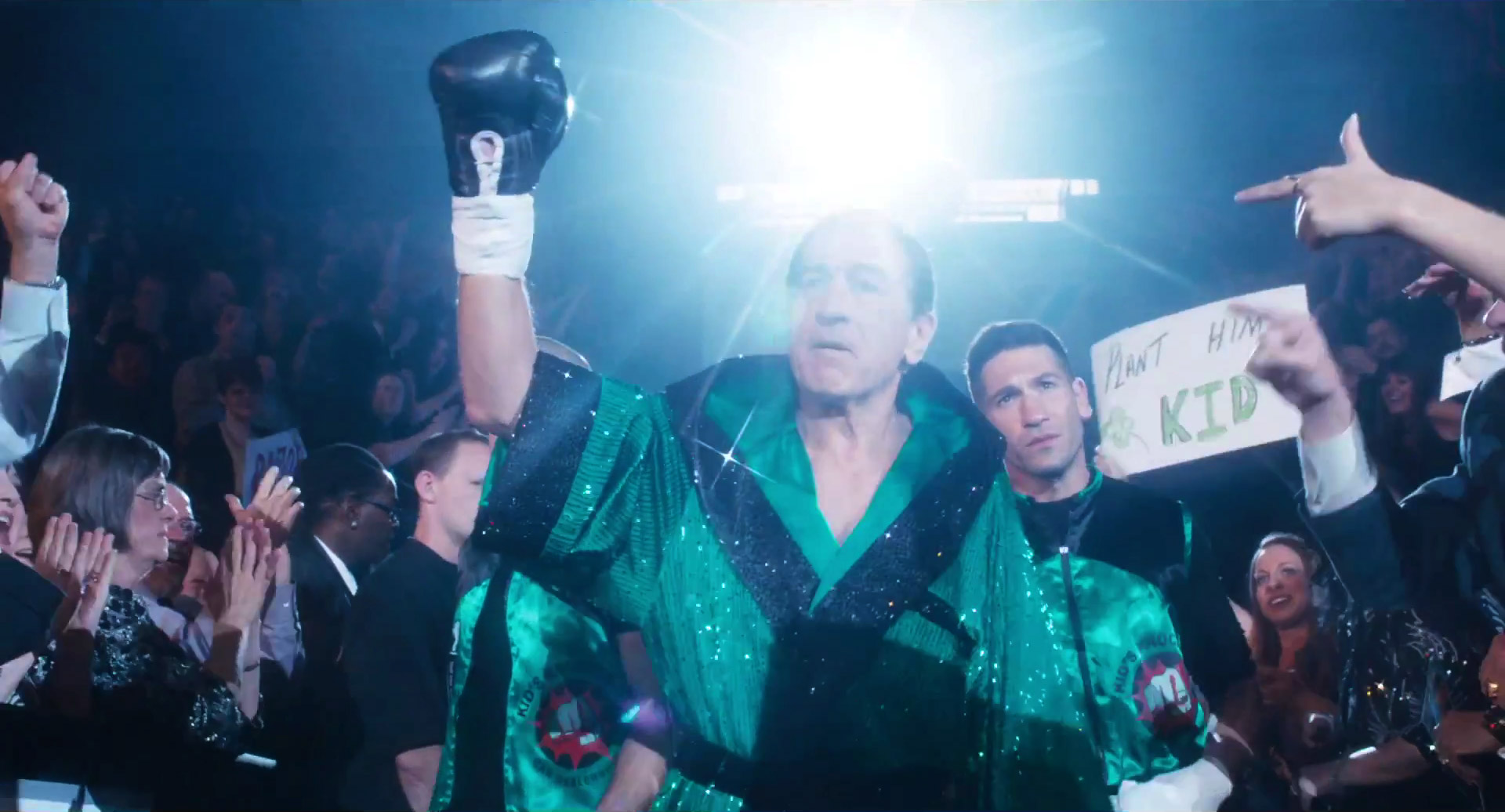 stallone-and-de-niro-prepare-to-fight-in-grudge-match-trailer-14.jpg
