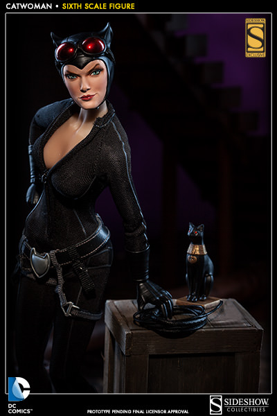 Catwoman_press01.jpg