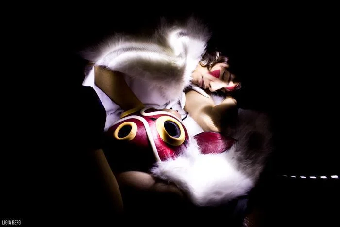 LadyMomoCosplay is San / Princess Mononoke | Photo by Ligia Berg