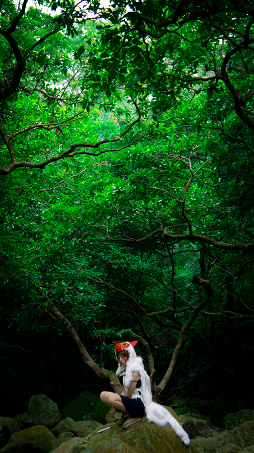 yui930 is San / Princess Mononoke | Photo by JIE