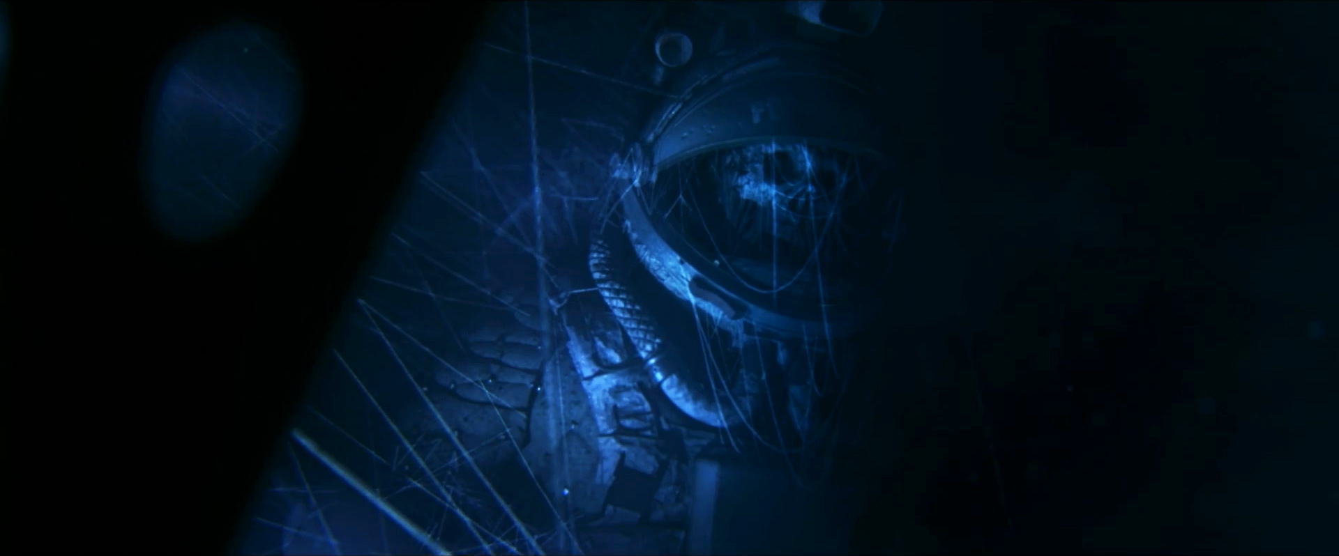 amazingly-cool-sci-fi-short-film-azarkant-4.jpg