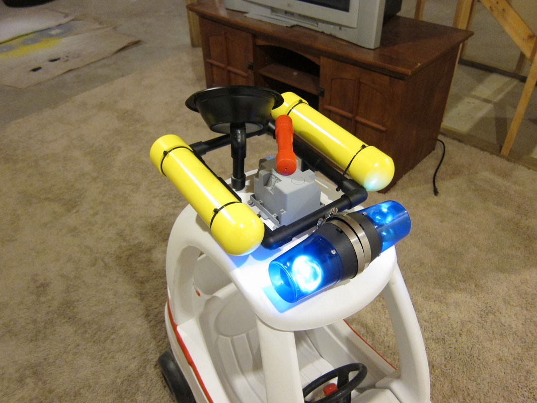 Ecto-1-Cozy-Coupe-4.jpg