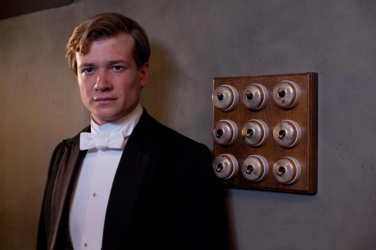 picture-of-ed-speleers-in-downton-abbey-large-picture-1719037823.jpg