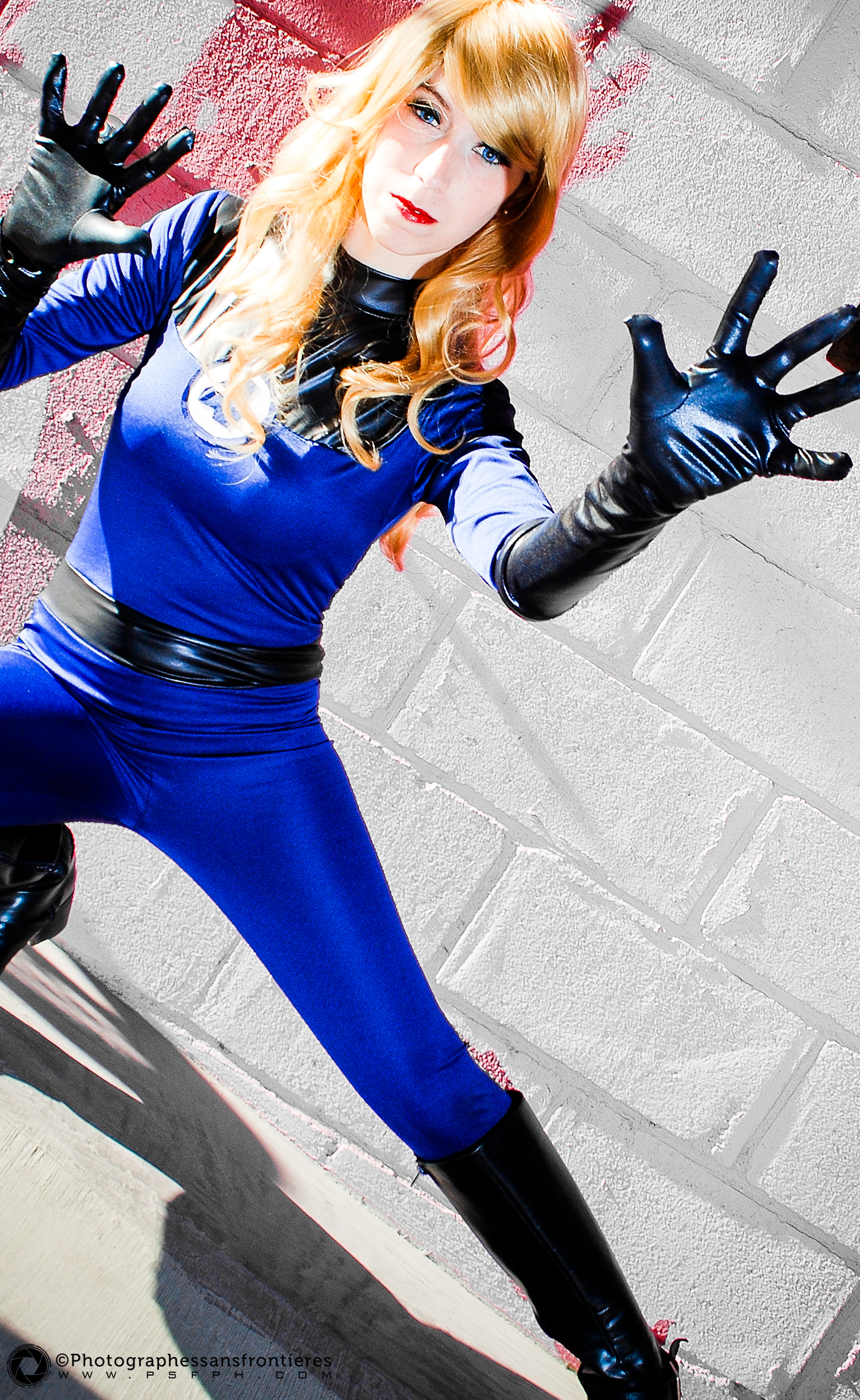 Blackro is Invisible Woman | Photo by: Photographes Sans Frontieres