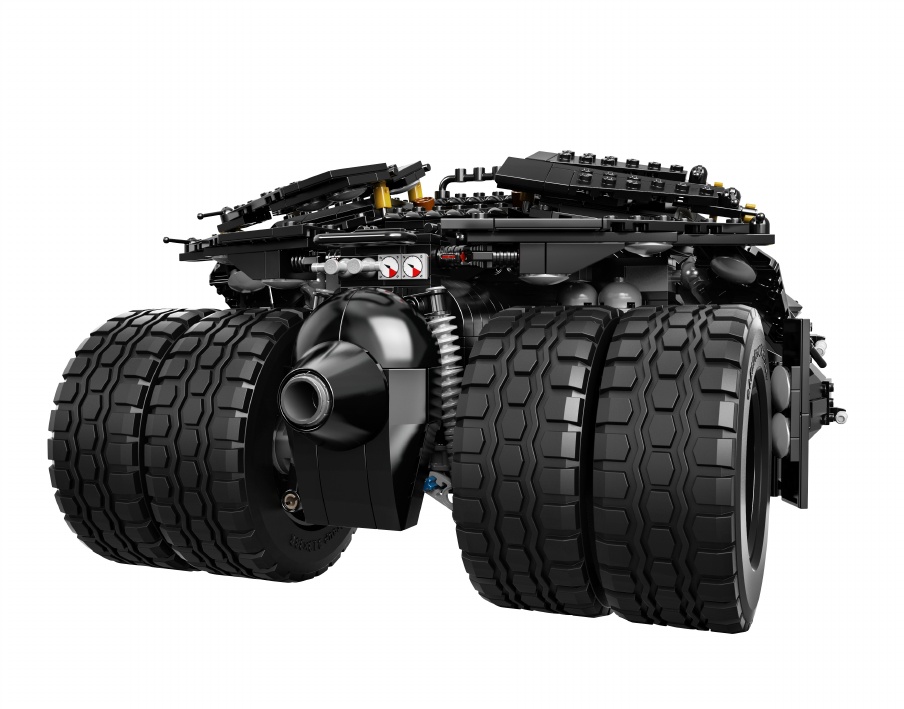 Dark-Knight-Tumbler-Lego-4.jpg