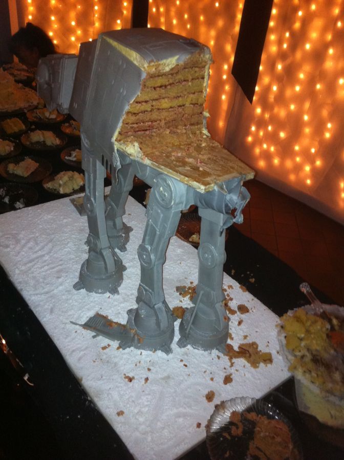 Imperial ATAT Walker Wedding Cake — GeekTyrant
