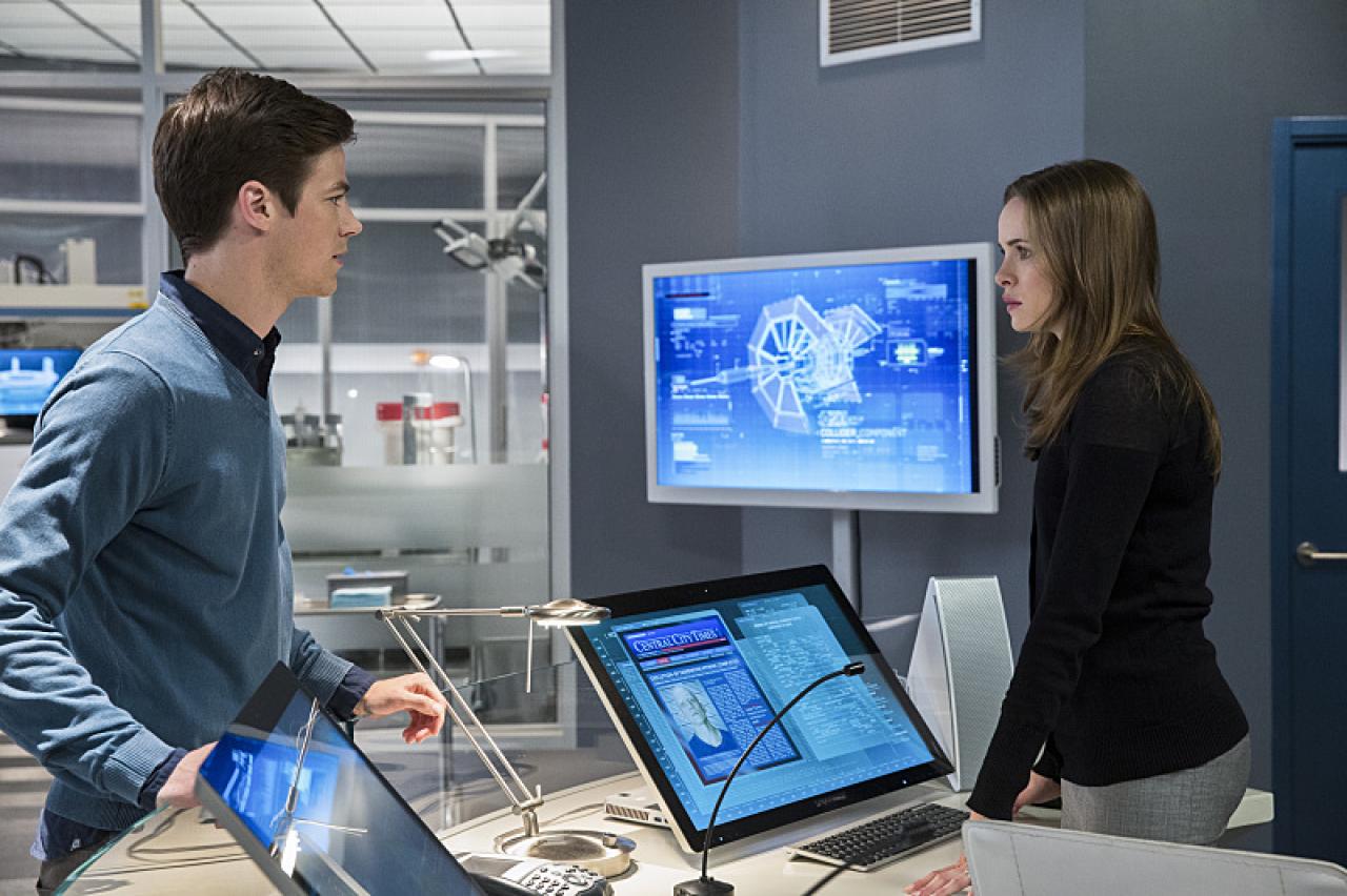 hr_The_Flash_1x03_Things_You_Cant_Outrun_7.jpg