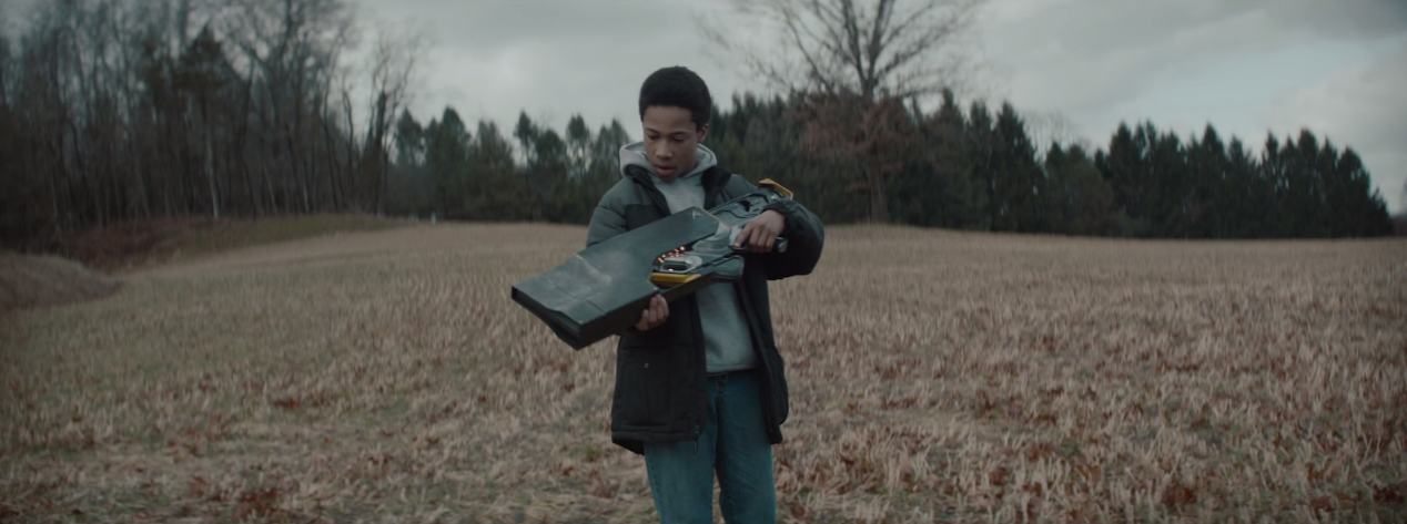 Boy Handles Alien Death Ray in BAG MAN Short Film — GeekTyrant