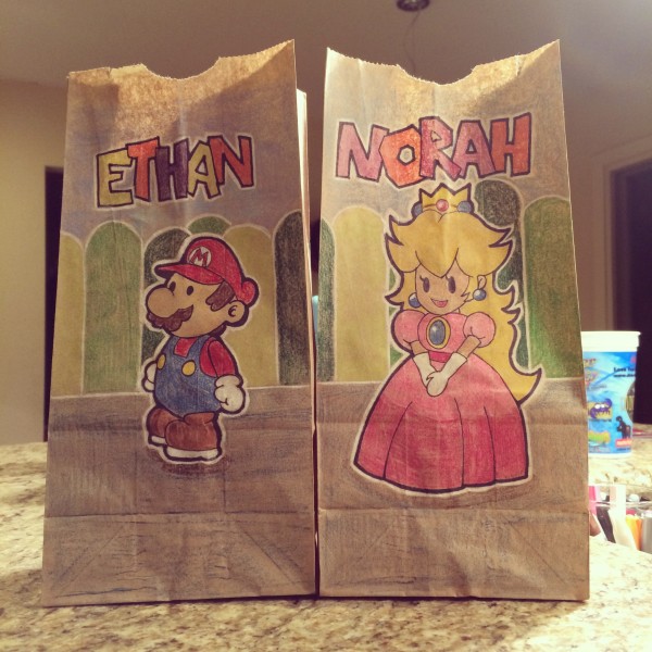mom-draws-geeky-artwork-on-her-childrens-lunch-bags-every-day-10.jpg