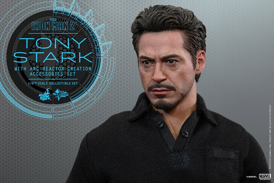 hot-toys-tony-stark-with-arc-reactor-creation-1-6th-scale-set-8.jpg