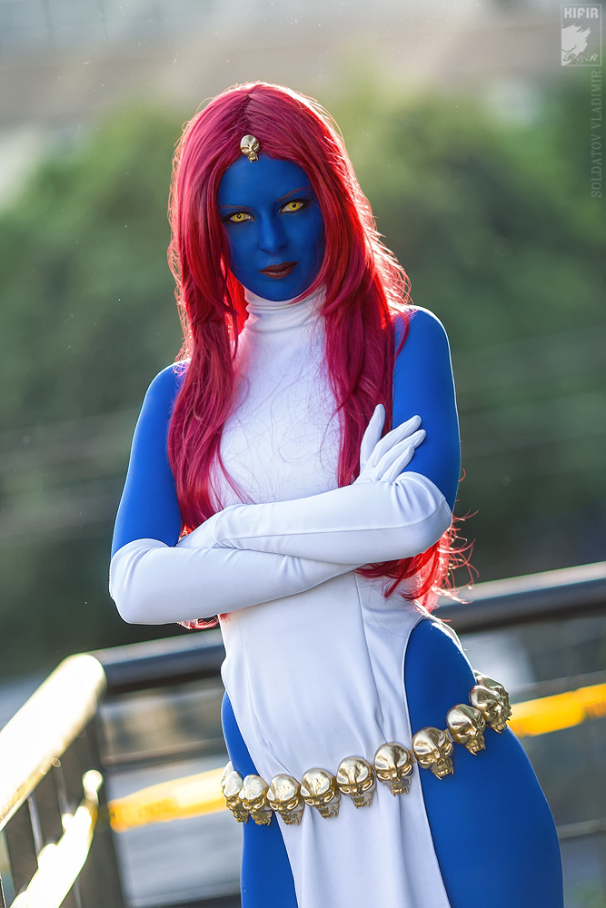 mystique_by_rei_doll-d5ugvdf.jpg