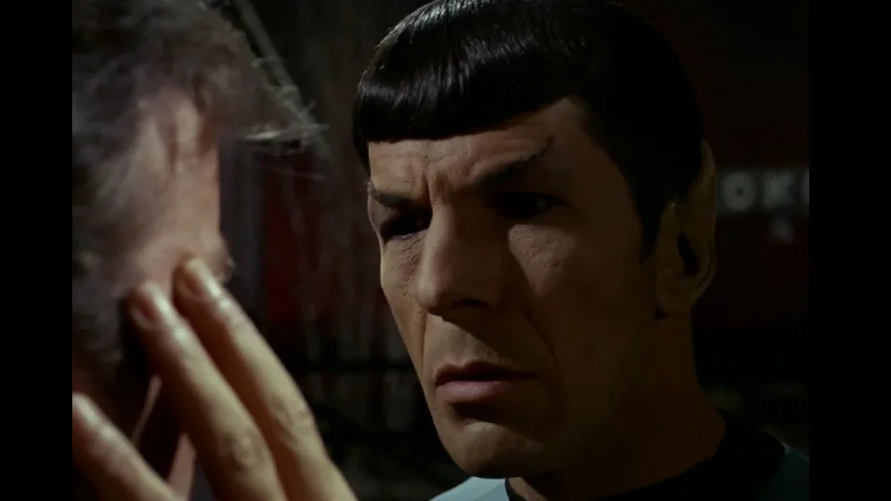 Video: Spock Helps Kirk and McCoy Forget The STAR WARS Prequels ...