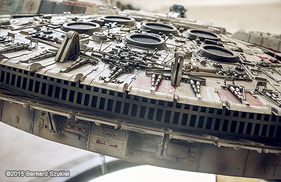 millennium falcon paper model