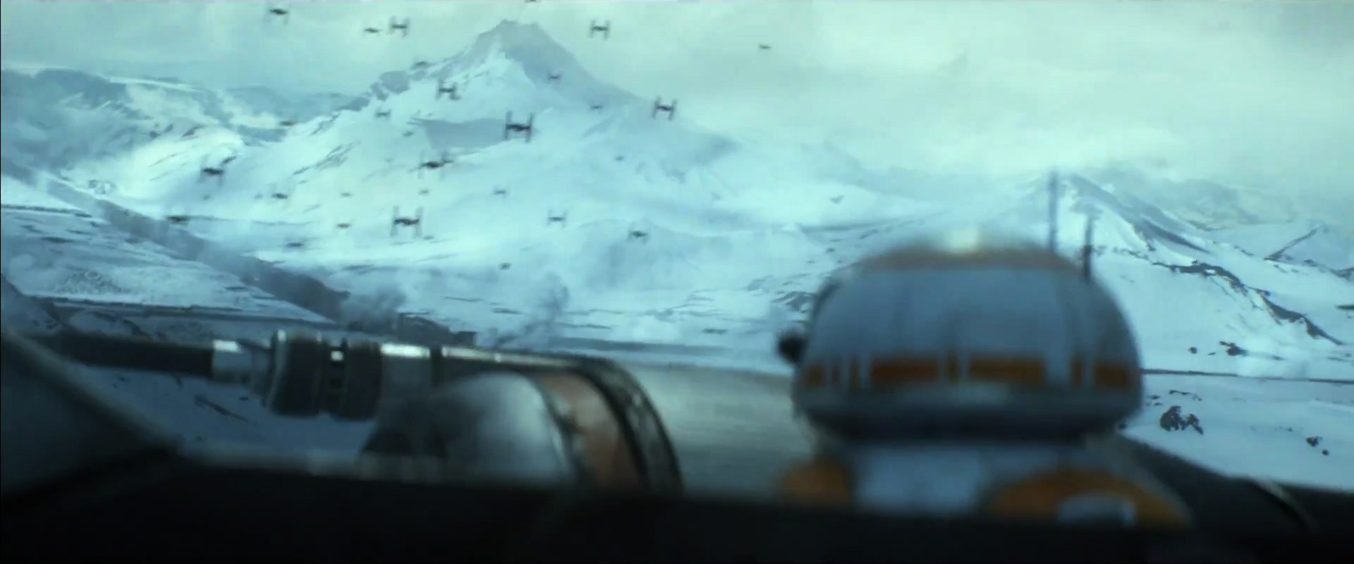 Star Wars  The Force Awakens Trailer (Official) 1 2605.jpg