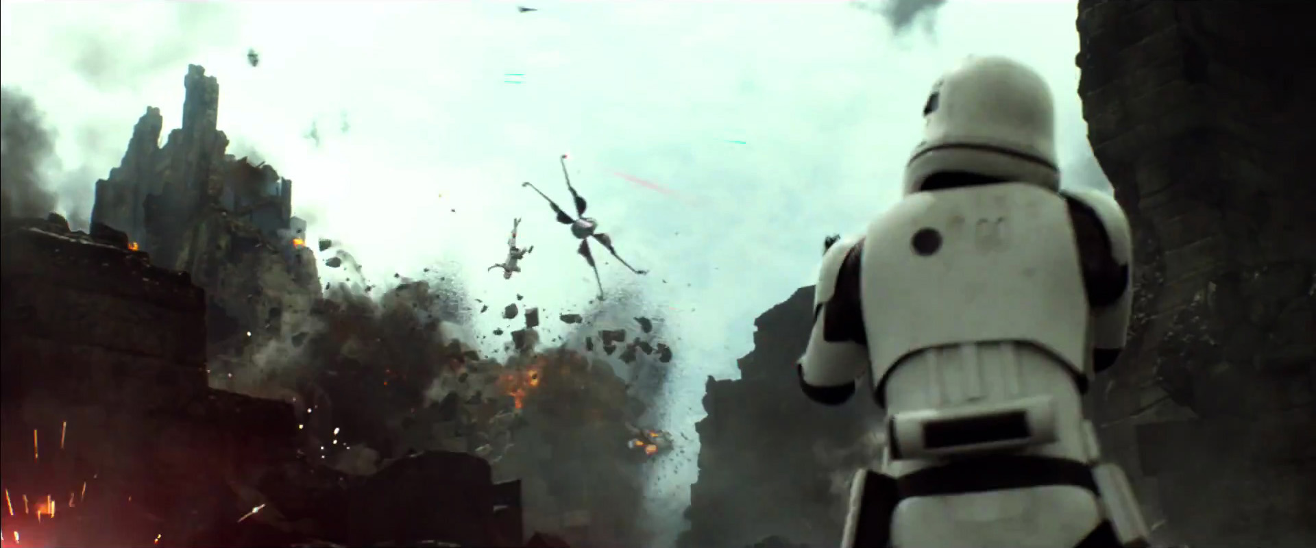 Star Wars  The Force Awakens Trailer (Official) 1 2750.jpg