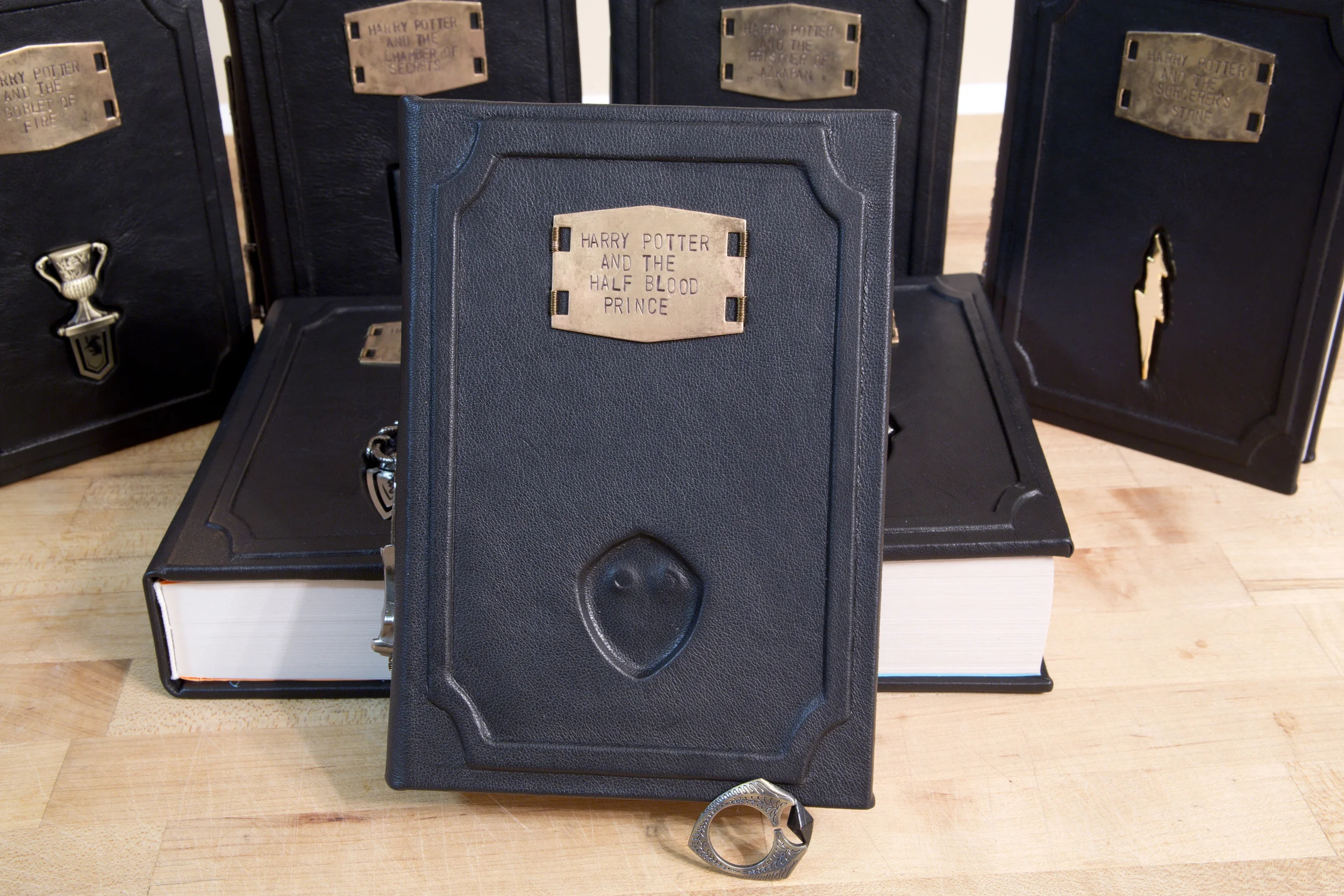 HARRY POTTER Books Get Awesome Custom Hardback Covers — GeekTyrant