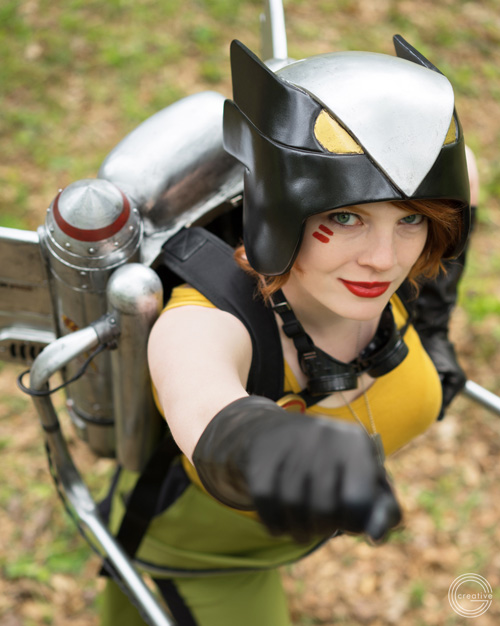 bombshell-hawkgirl-cosplay-02.jpg