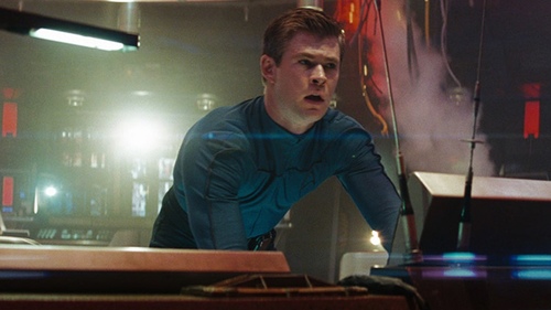 STAR TREK 4 Officially Announced and Chris Hemsworth Confirmed to ...