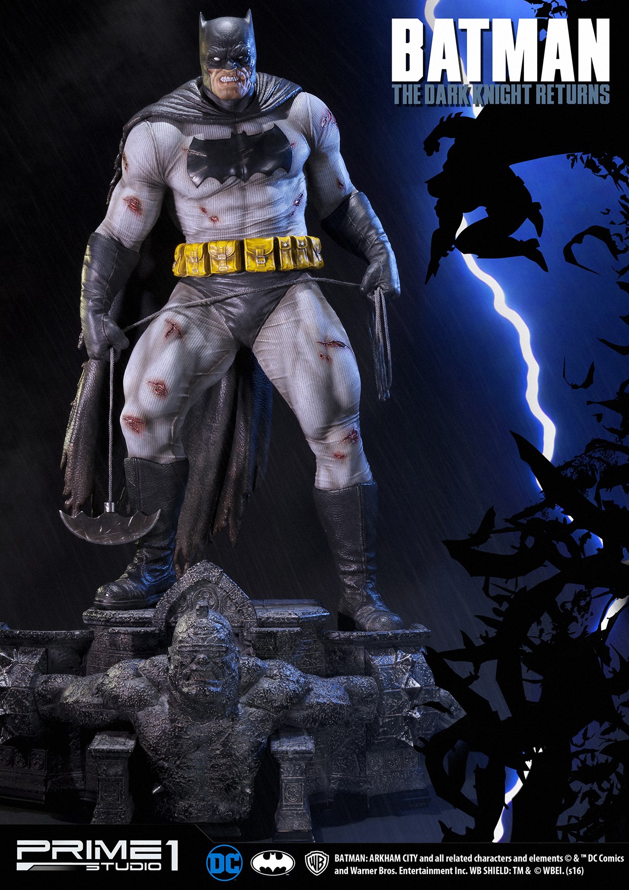Badass Batman Statue From THE DARK KNIGHT RETURNS Comic