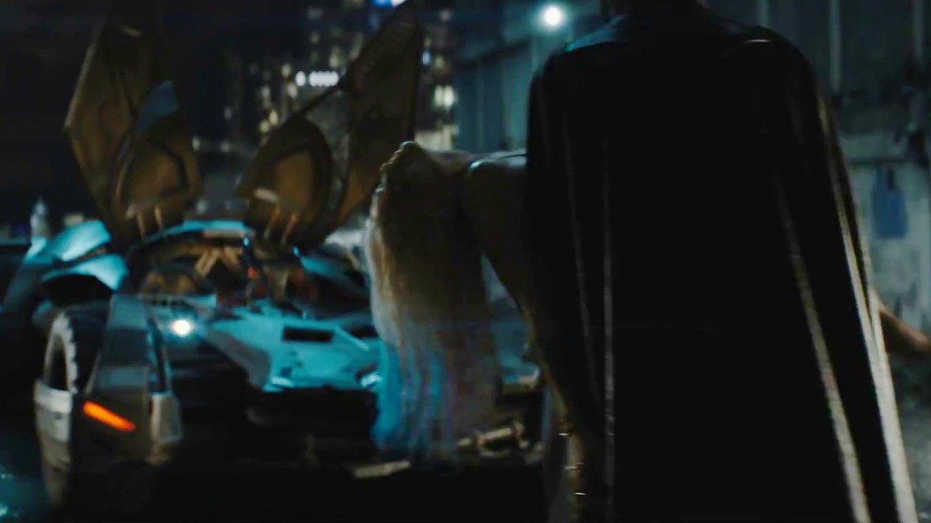 Let's Talk About That Creepy, Awkward Kiss in SUICIDE SQUAD — GeekTyrant