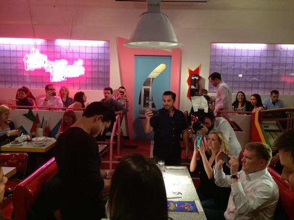 There's a SAVED BY THE BELL-Themed Diner in Chicago; See Mario Lopez ...