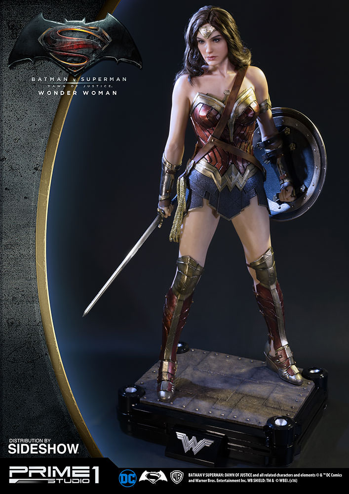 batman-v-superman-dawn-of-justice-wonder-woman-half-scale-prime1-studio-902891-06.jpg