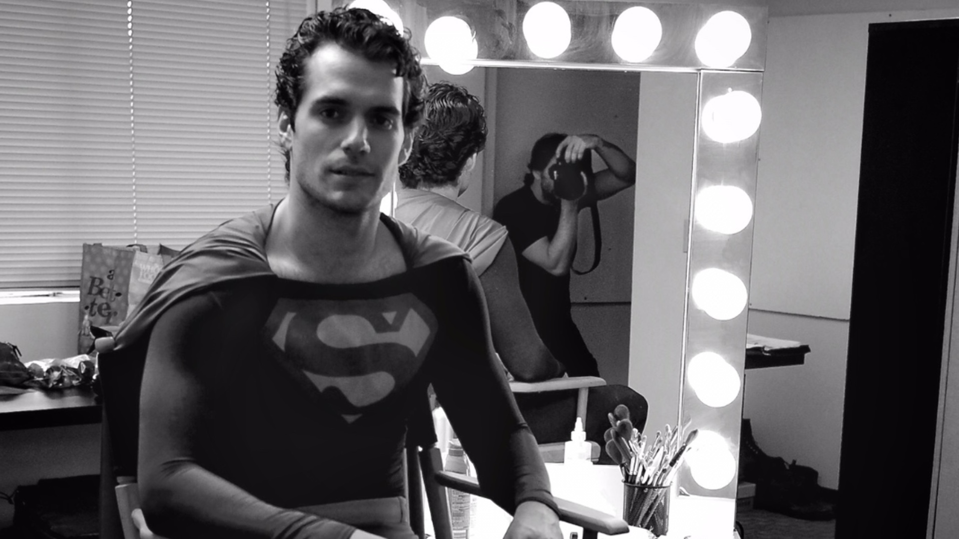 First image of Henry Cavill as Superman from Zack Snyder�s MAN OF STEEL