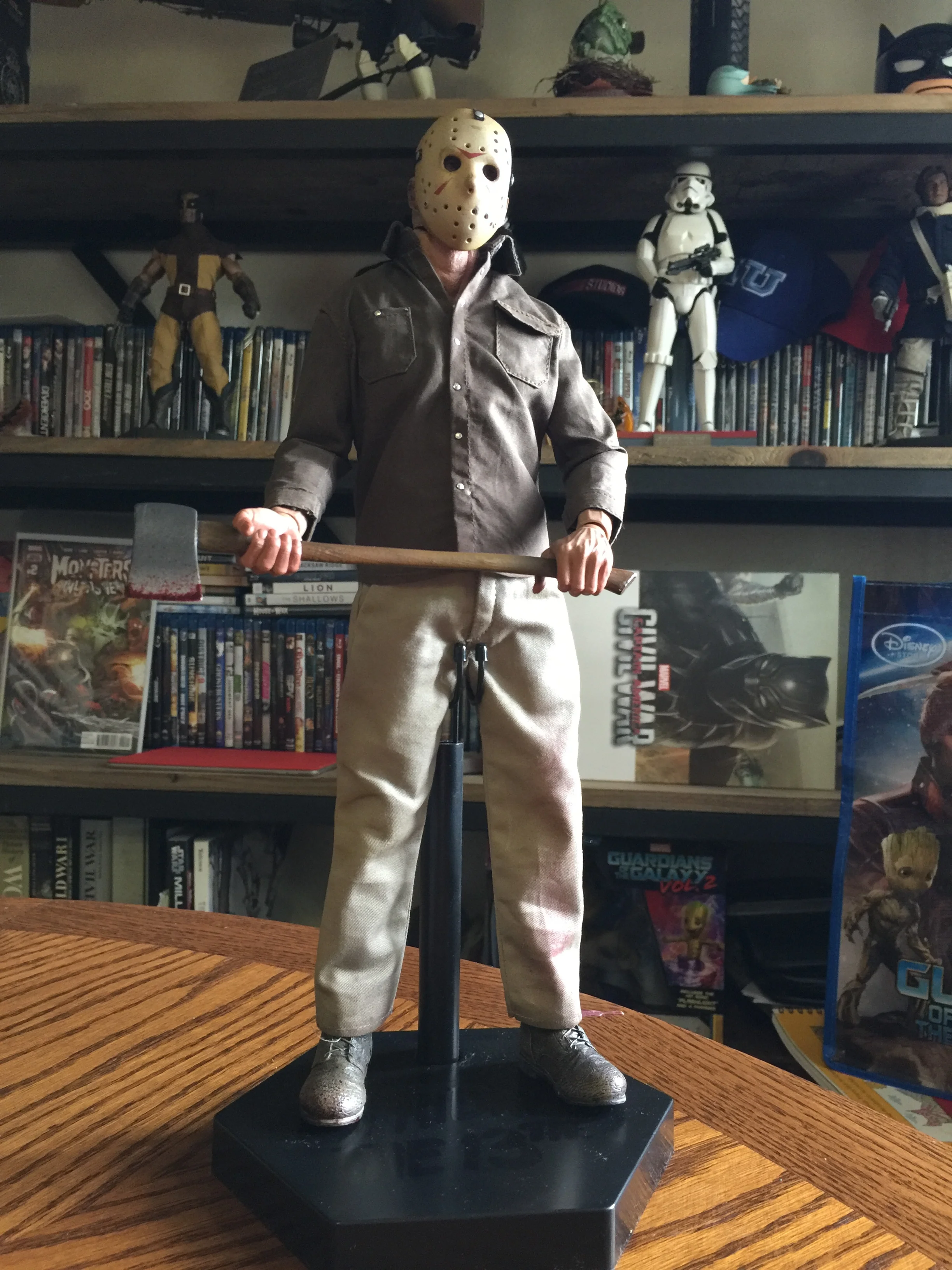 FRIDAY THE 13TH Jason Voorhees Action Figure Review - Sideshow ...