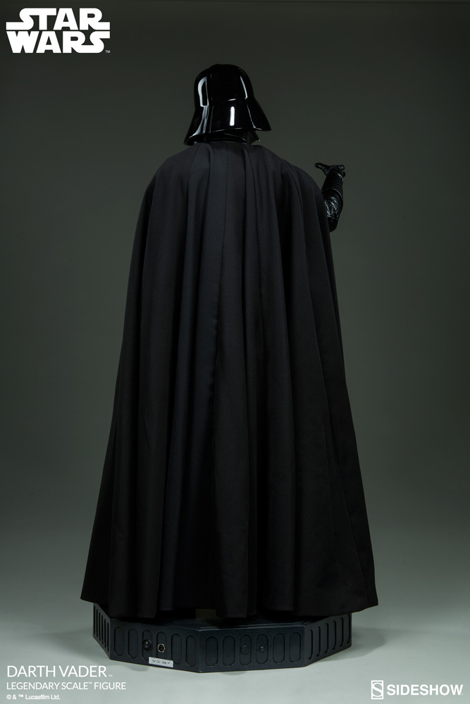 star-wars-darth-vader-legendary-scale-figure-400103-07.jpg