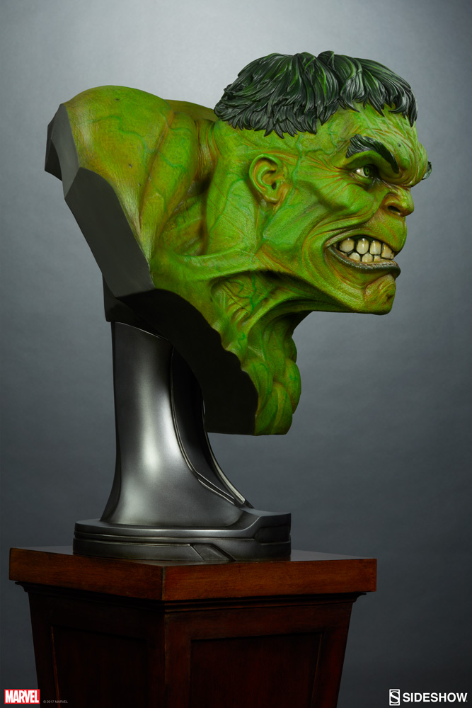 marvel-the-incredible-hulk-life-size-bust-400303-09.jpg