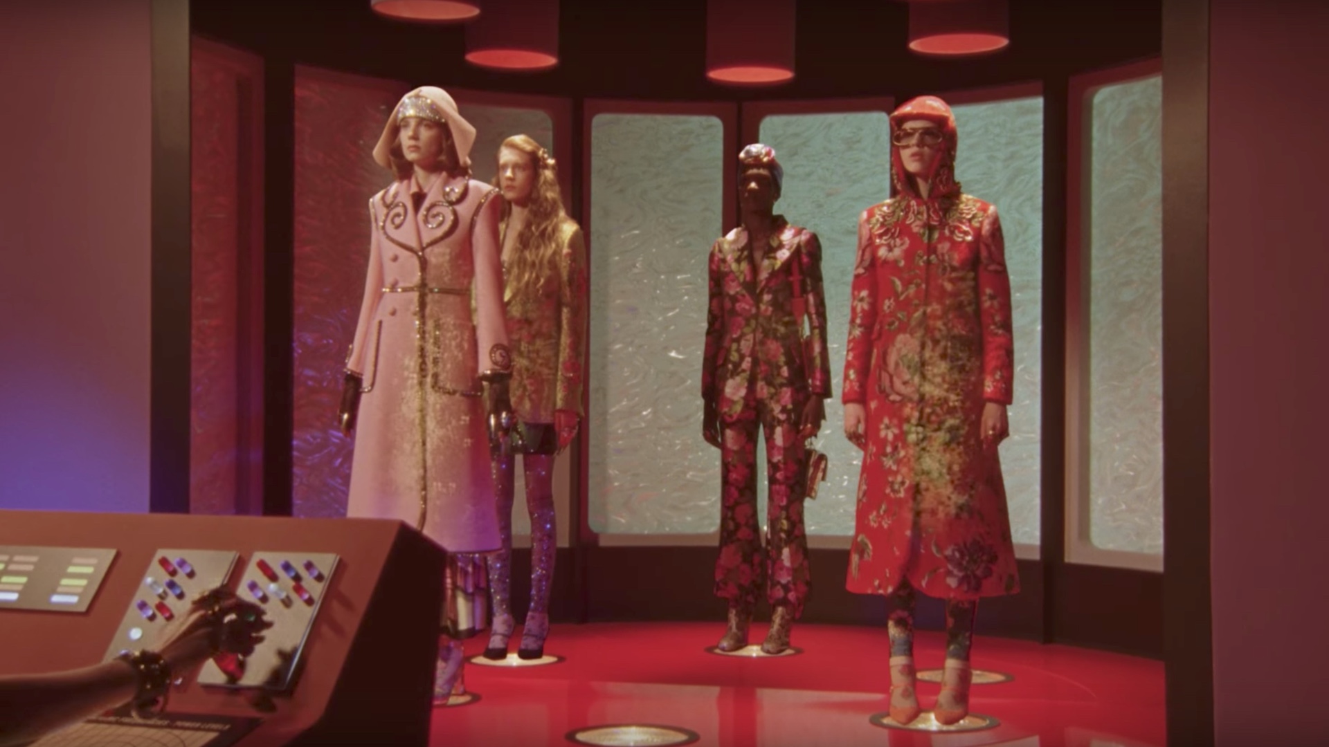 Fun Retro 1960s Sci-Fi Themed Promo For Gucci's STAR TREK Inspired Clothing  Line — GeekTyrant