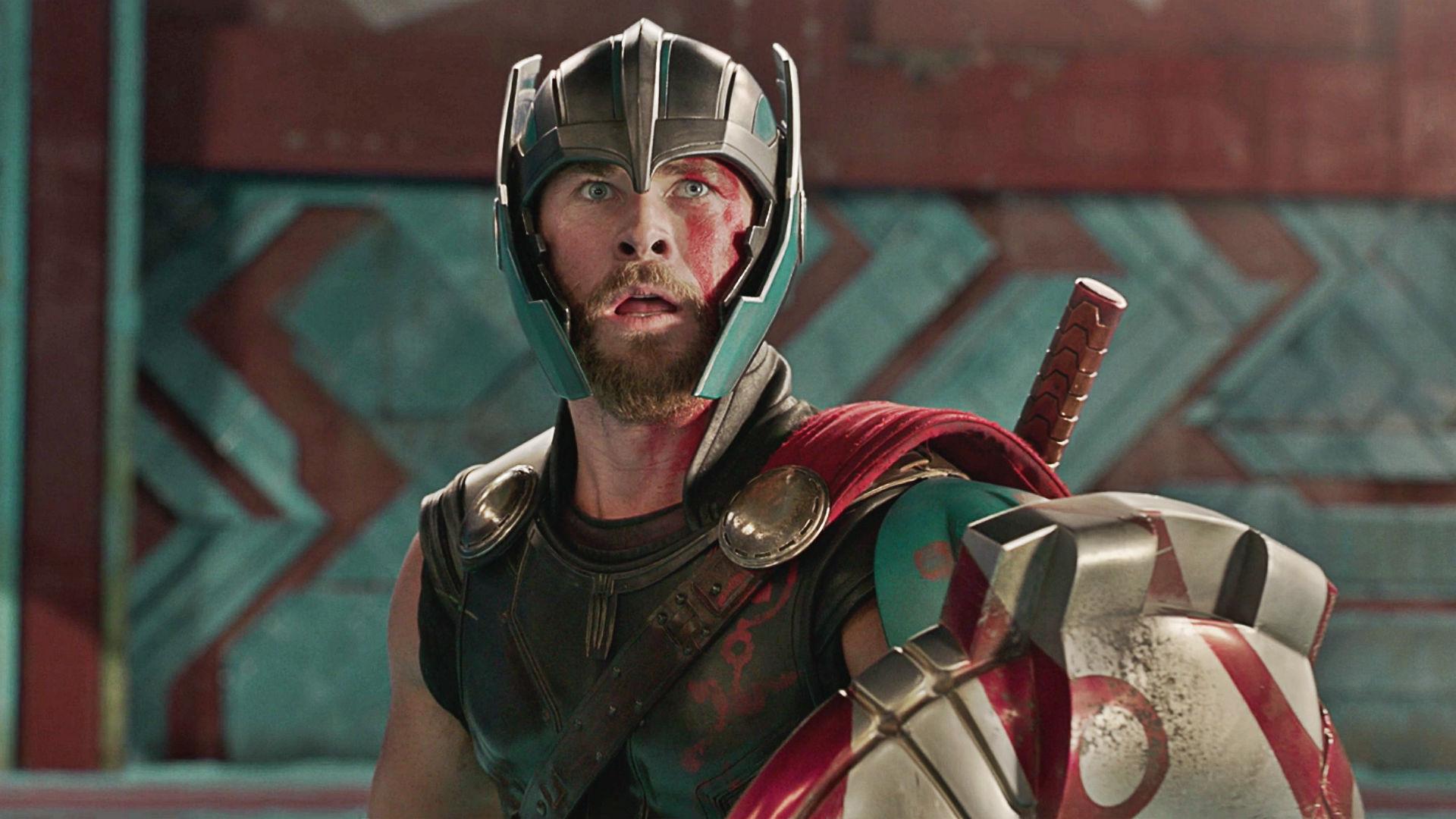 I wasn't there when they filmed”: Thor 4 Star Addresses Atrocious Floating  Head CGI Controversy, Reveals Taika Waititi Filmed it Separately and Put  His Face There - FandomWire