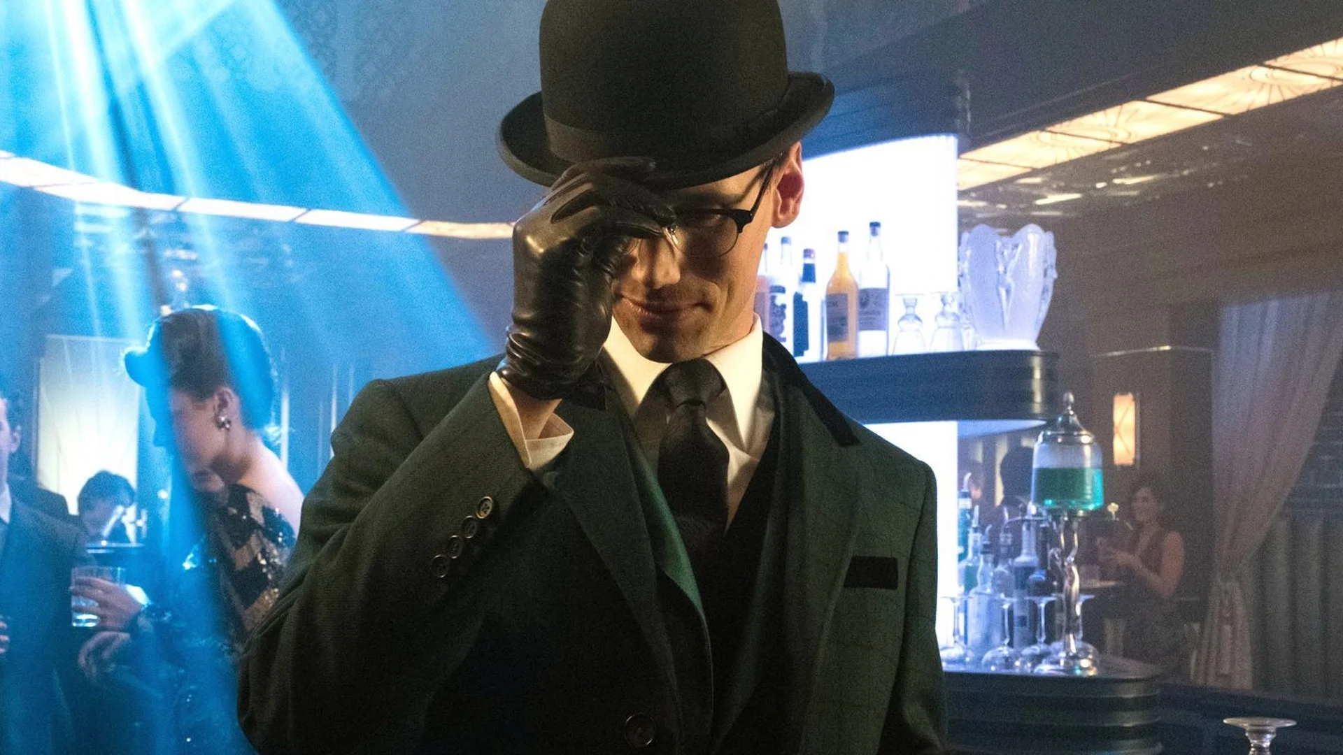 Gotham Riddle Solve The Riddler's Riddle In New GOTHAM Promo — GeekTyrant