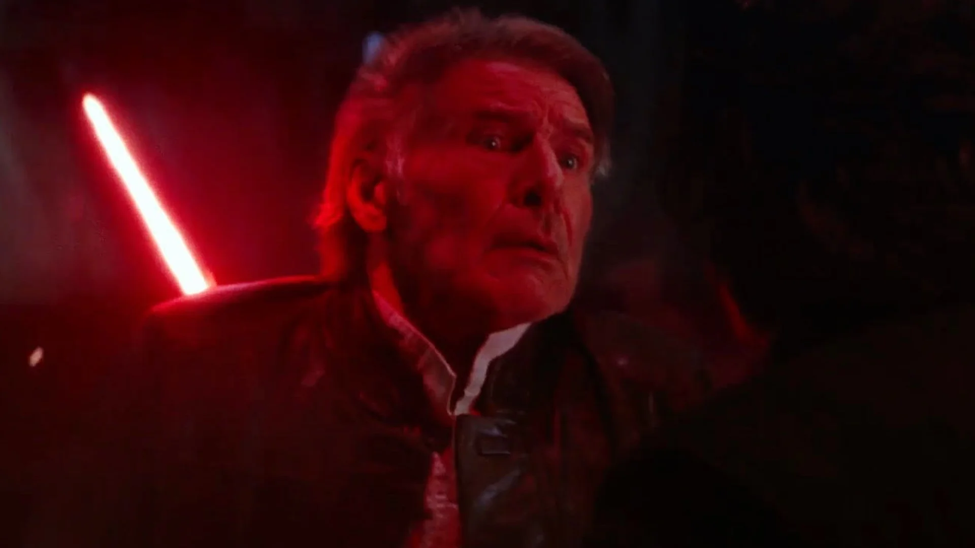 there-was-a-big-debate-between-disney-and-lucasfilm-about-killing-off-han-solo-in-the-force-awakens-social.jpg