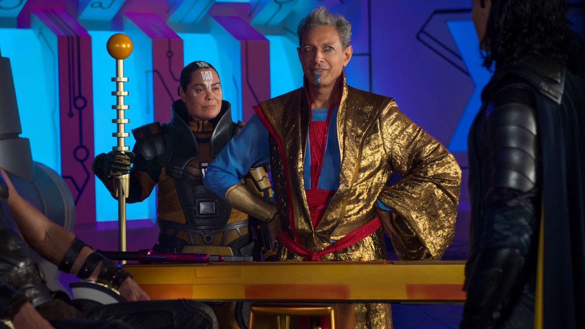 thor-ragnarok-director-taika-waititi-reveals-an-alternate-post-credits-scene-social.jpg