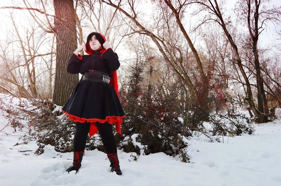 Holly Batali Cosplay_Ruby4_photo by Pink Lemonade Cosplay.jpg