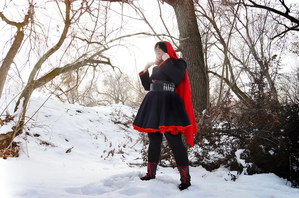 Holly Batali Cosplay_Ruby5_photo by Pink Lemonade Cosplay.jpg