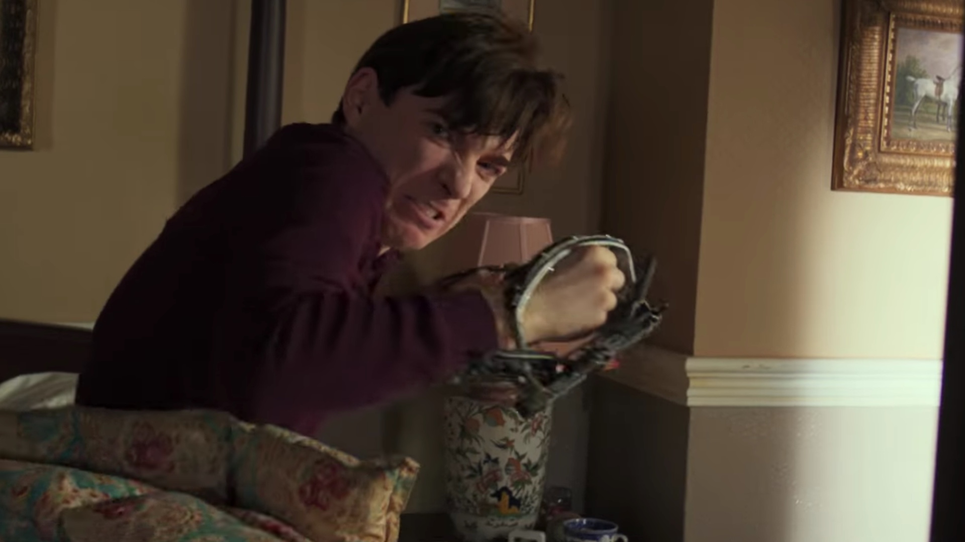domhnall-gleeson-is-tortured-by-animals-in-new-trailer-for-peter-rabbit-social.jpg
