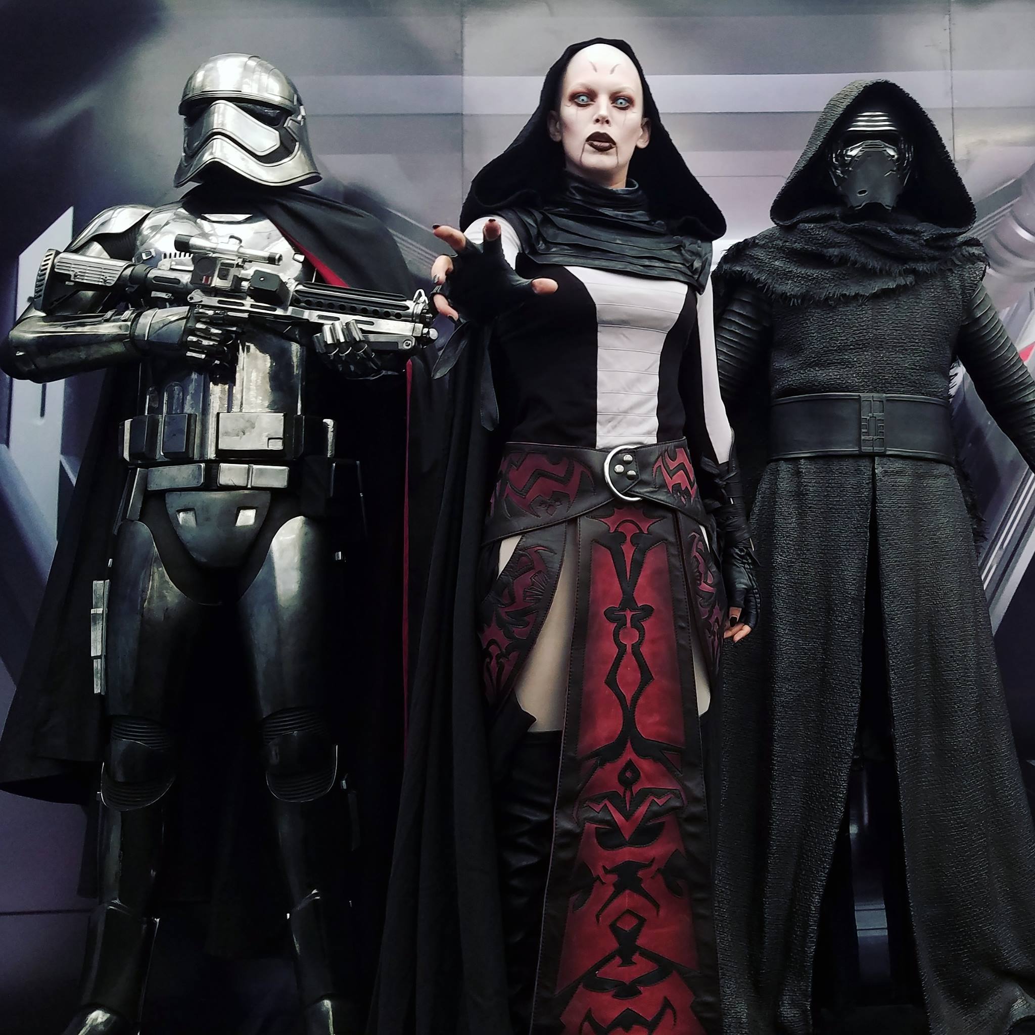 Miss Sinister Delivers Stunning Cosplay Of Asajj Ventress From Star Wars Clone Wars — Geektyrant