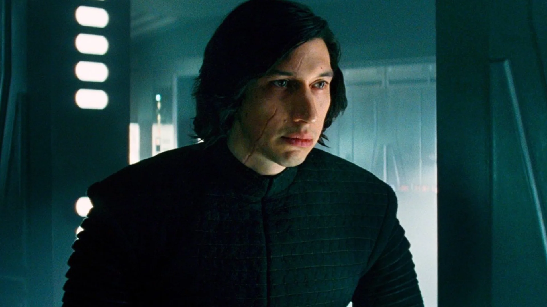 want-to-know-the-reason-why-kylo-ren-went-shirtless-in-the-last-jedi-social.jpg